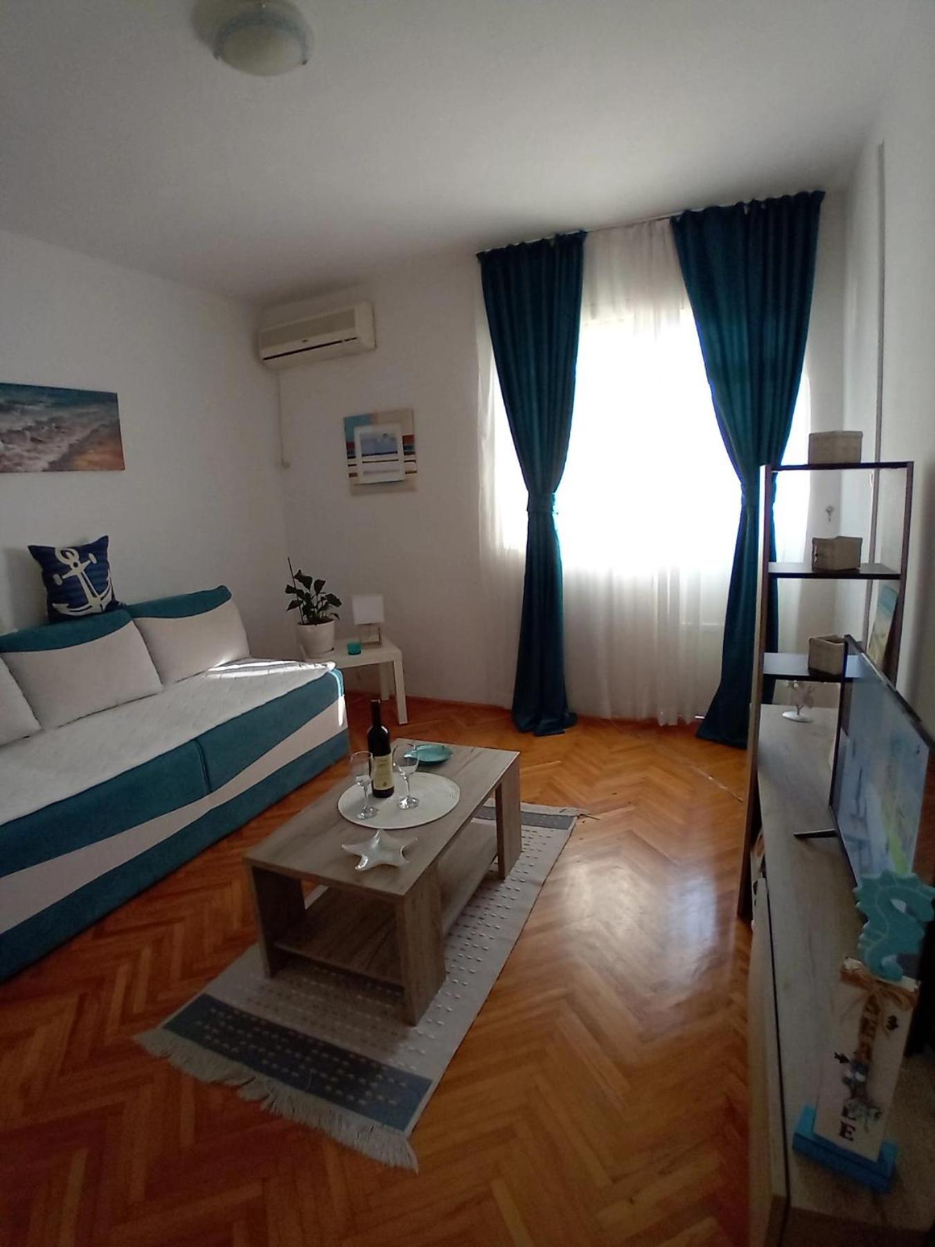 Kiwi Apartments Budva Exterior photo